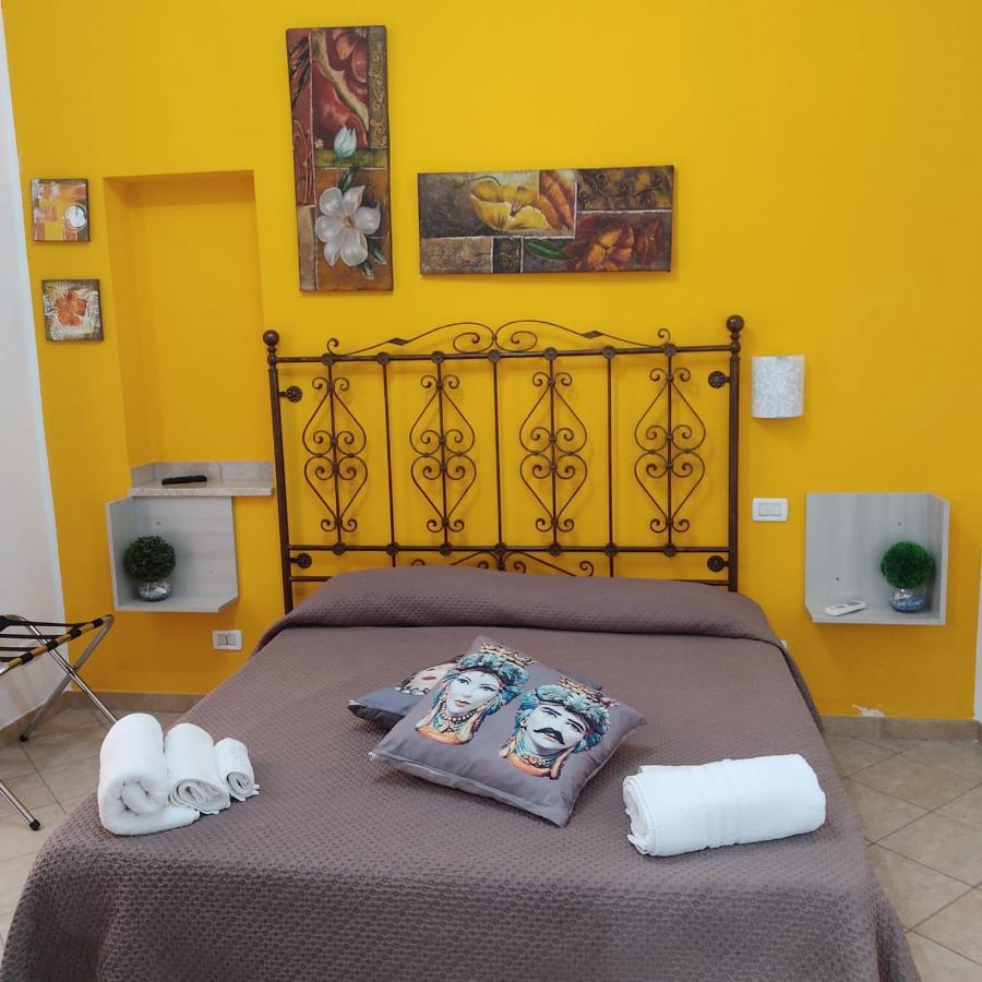 Villa Dolce Vita Rooms Кастеллуццо Экстерьер фото