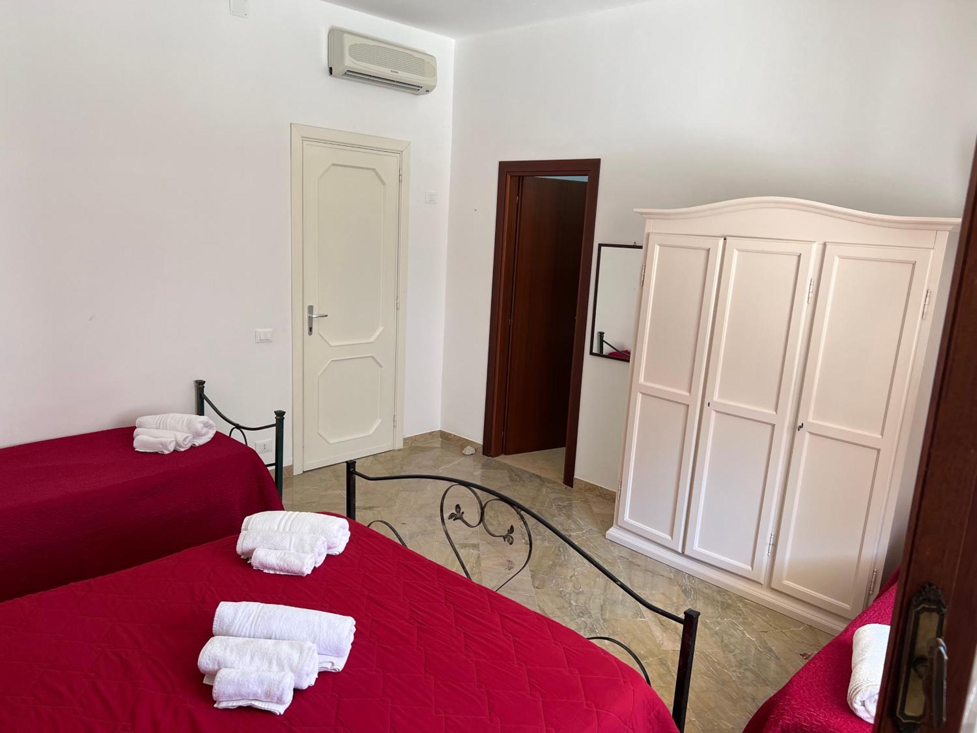 Villa Dolce Vita Rooms Кастеллуццо Экстерьер фото